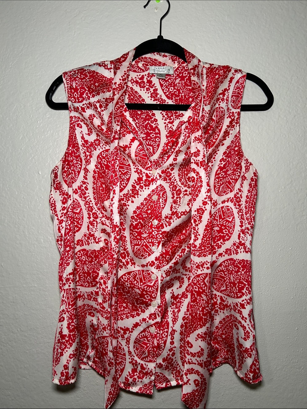 THAHARI Red Paisley Tie-Neck Sleeveless Camisole - Women - Picture 1 of 7